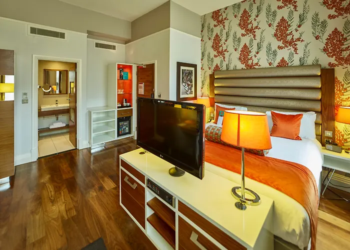 Premium King Room